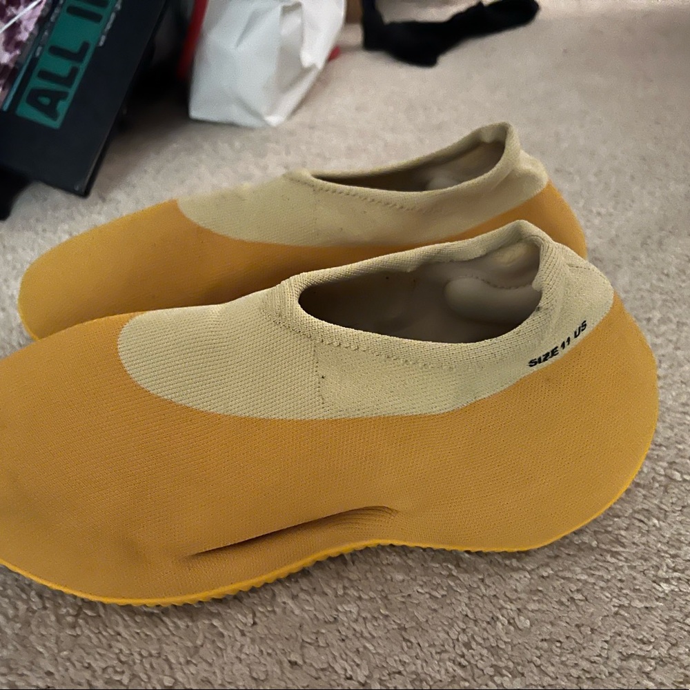 Adidas Yeezy Knit Runners Size 11